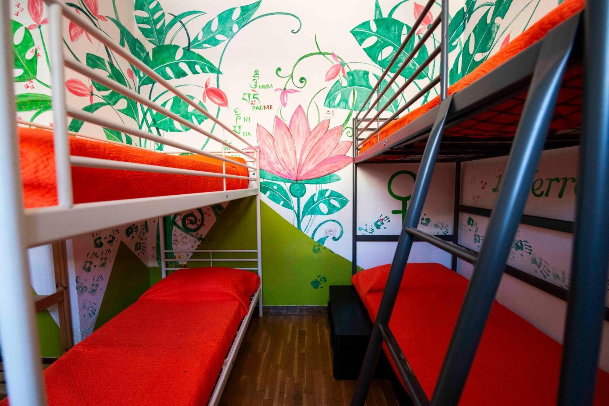 Eco Hostel Floreale Ercolano Exteriör bild