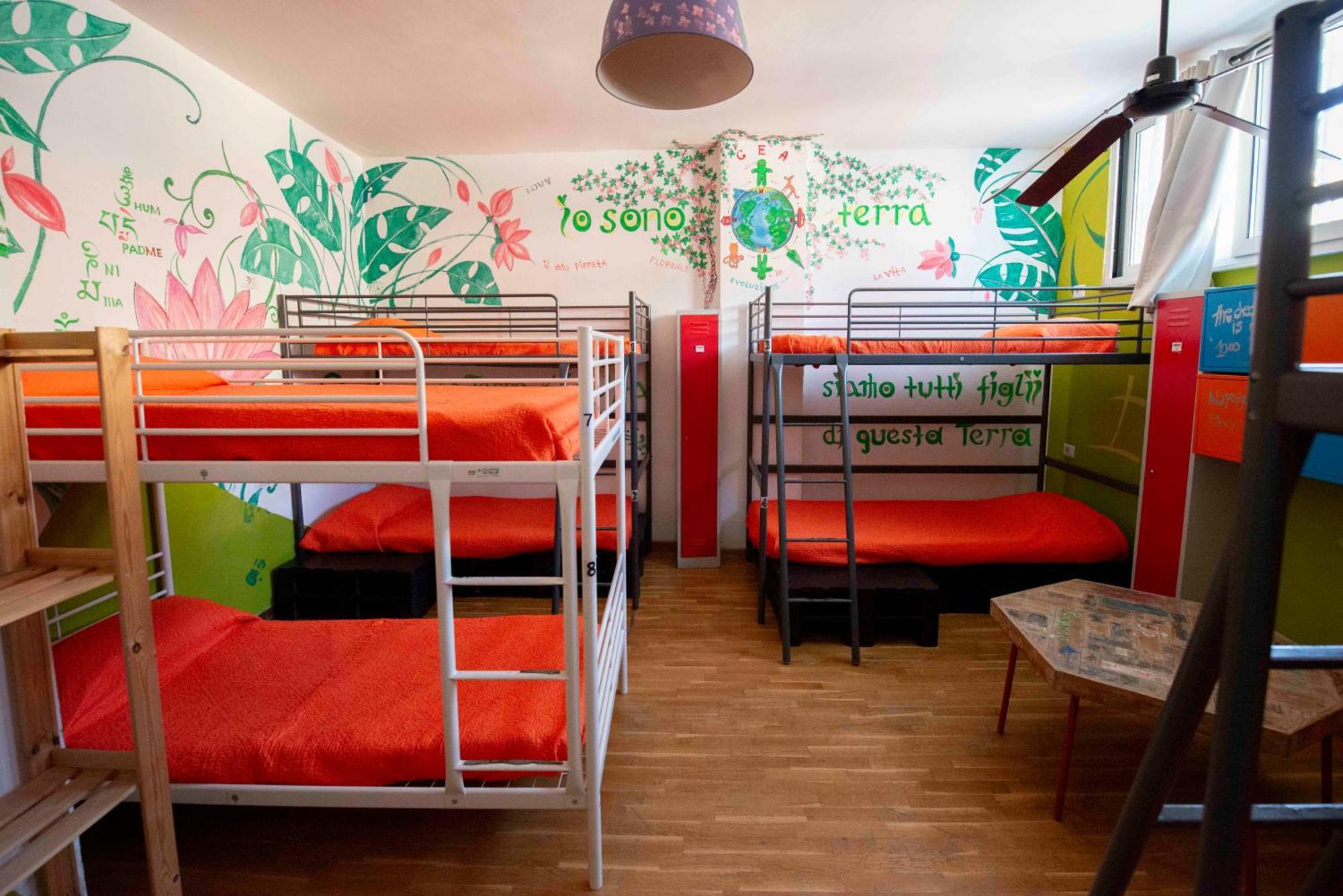 Eco Hostel Floreale Ercolano Exteriör bild